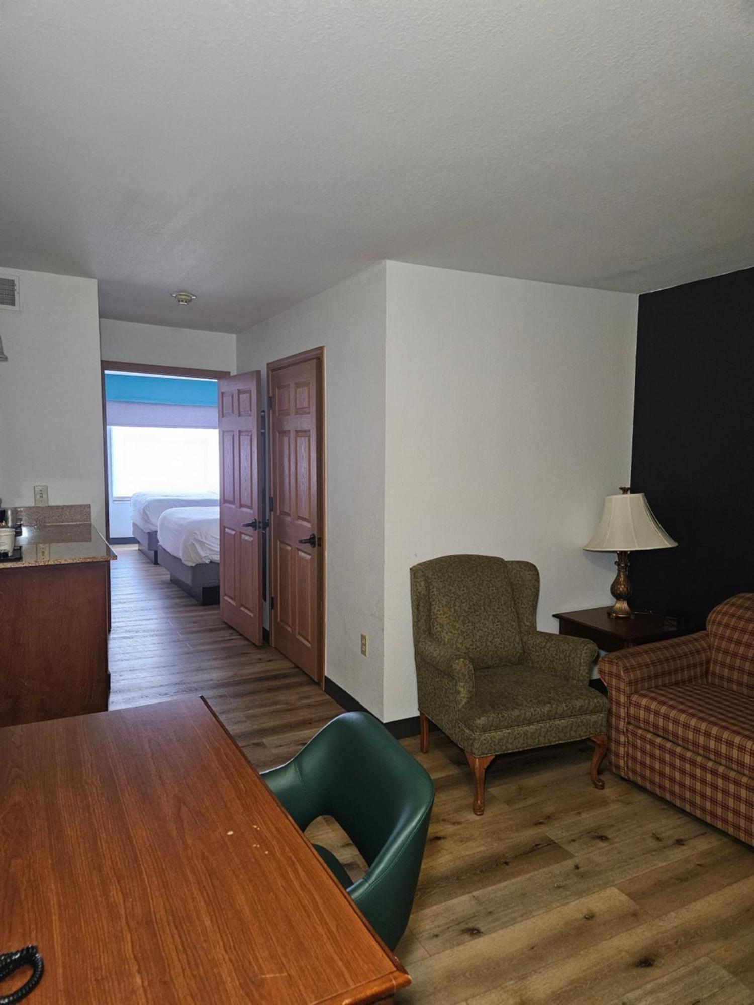 Wingate By Wyndham Youngstown - Austintown Exterior photo